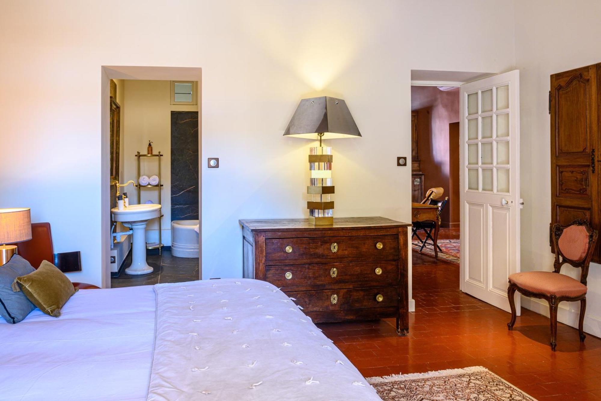 Palais Aoma, Hotel Particulier De Luxe En Provence LʼIsle-sur-la-Sorgue المظهر الخارجي الصورة